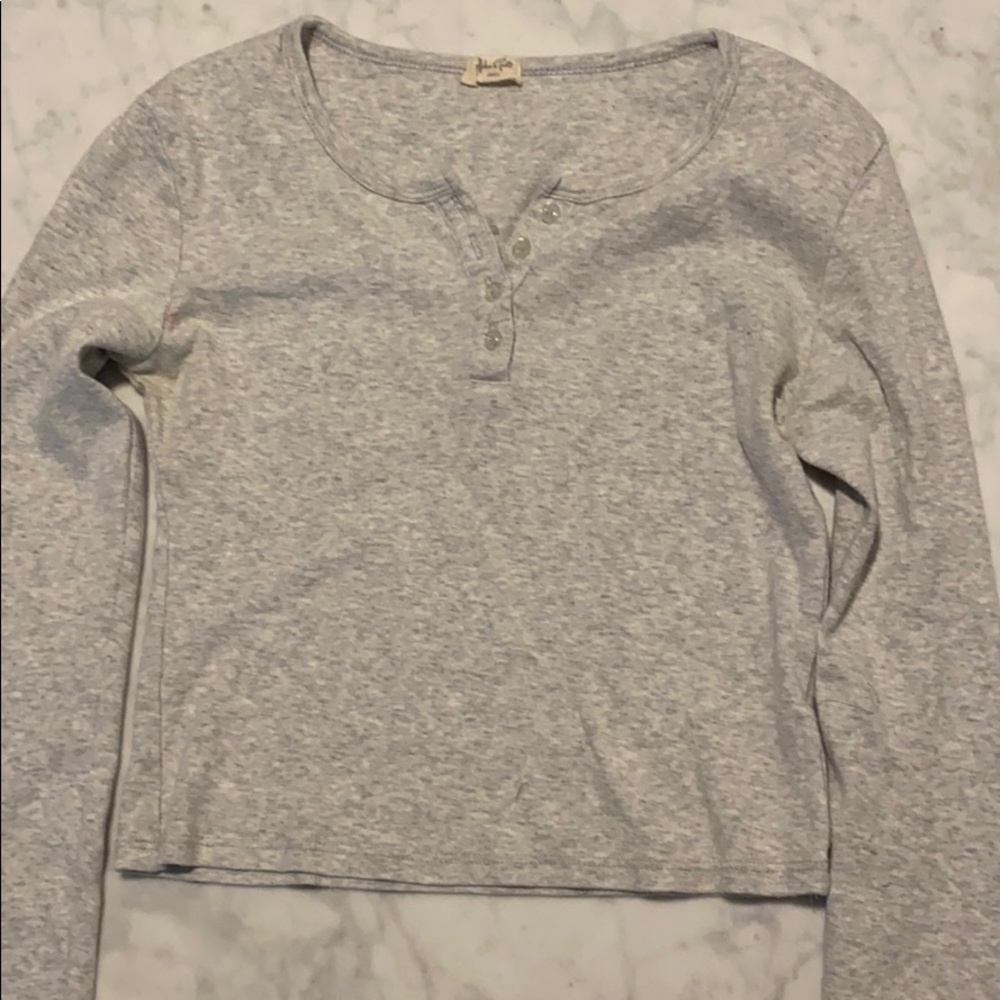 Cropped brandy Melville long sleeve top